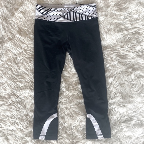 Lululemon Run: Inspire Crop II - Picture 3 of 10